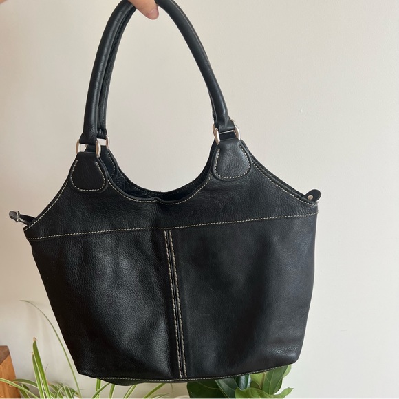 Roots Handbags - Roots Vintage Satchel Black Shoulder Bag Genuine Leather Made in Canada